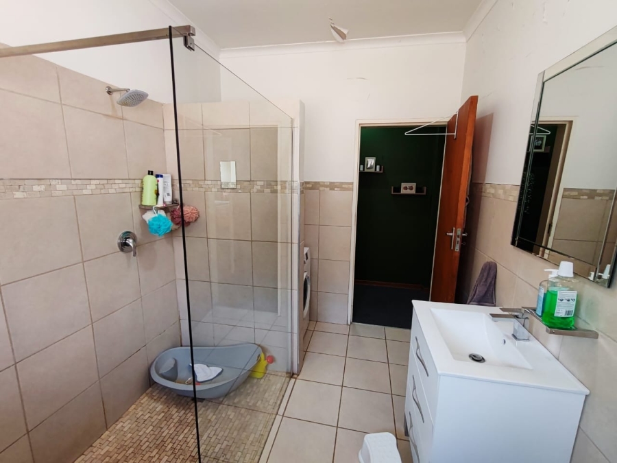 2 Bedroom Property for Sale in Potchefstroom North West
